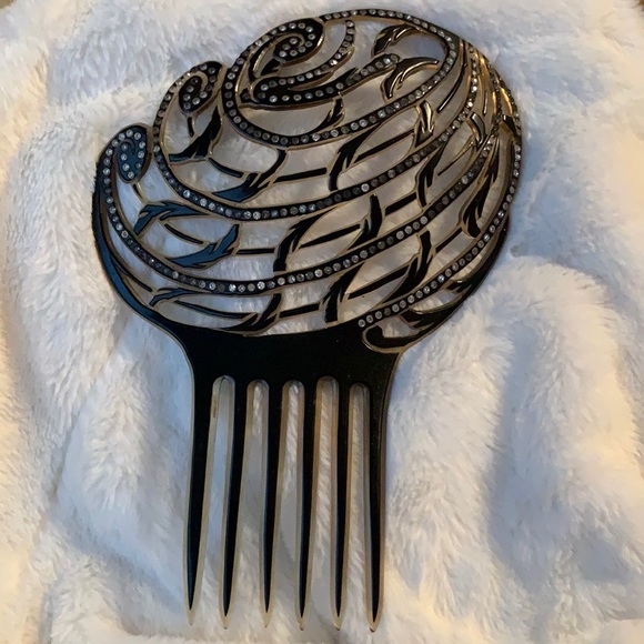 Accessories - Vintage Hair Comb. 🌷